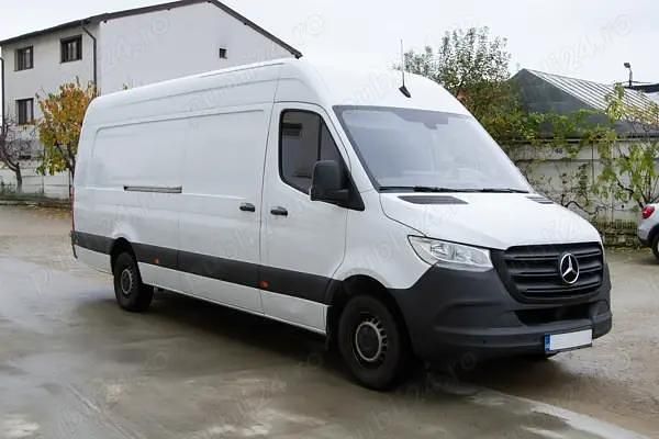 Second-hand Mercedes Sprinter 170 CP (125 kW) 2022 Van