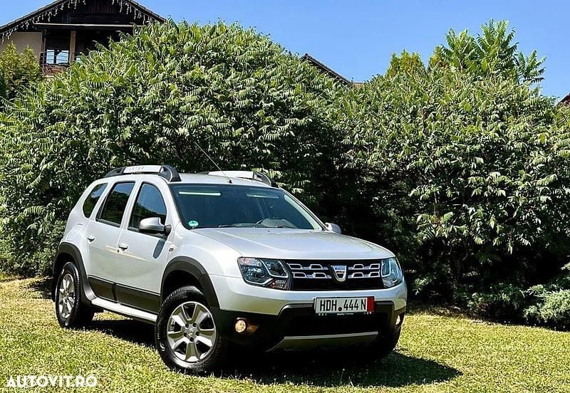 Culoareargint Utilizat 2015 Dacia Duster Prestige SUV | 7.700 EUR (Preț OK) - Imagine 1/4