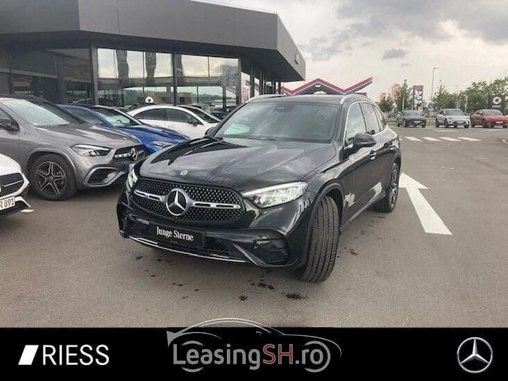 Negru Utilizat 2023 Mercedes GLC200 AMG SUV | 56.564 EUR (Preț OK) - Imagine 1/4