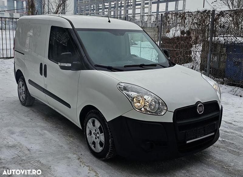 Second-hand Fiat Doblò Emotion 90 CP (66 kW) 2015 Culoarealb Monovolum