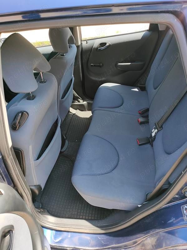 Second-hand Honda Jazz 86 CP (63 kW) 2004 Hatchback