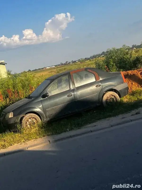 Utilizat 2005 Dacia Logan Berlinǎ | 2.200 EUR (Puțin scump) - Imagine 1/2
