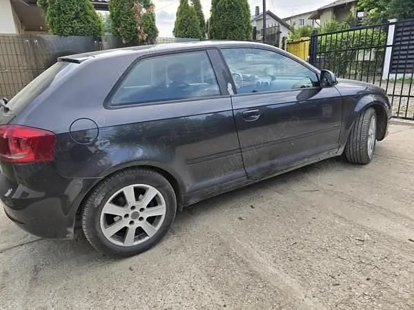 Utilizat 2009 Audi A3 Coupe | 5.000 EUR (Puțin scump) - Imagine 1/4