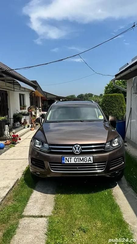 Utilizat 2011 VW Touareg SUV | 12.000 EUR (Super Preț) - Imagine 1/4