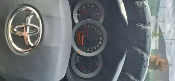 Second-hand Toyota RAV4 150 CP (110 kW) 2009 SUV