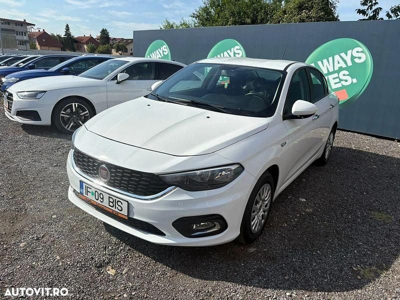Culoarealb Utilizat 2020 Fiat Tipo Berlinǎ | 9.250 EUR (Preț OK) - Imagine 1/4