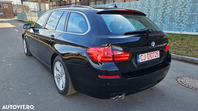 Second-hand BMW 520 184 CP (135 kW) 2012 Culoarenegru Break