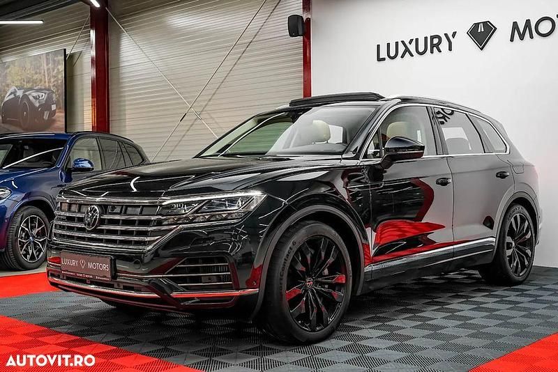 Culoarenegru Utilizat 2021 VW Touareg Atmosphere SUV | 49.973 EUR (Preț OK) - Imagine 1/4
