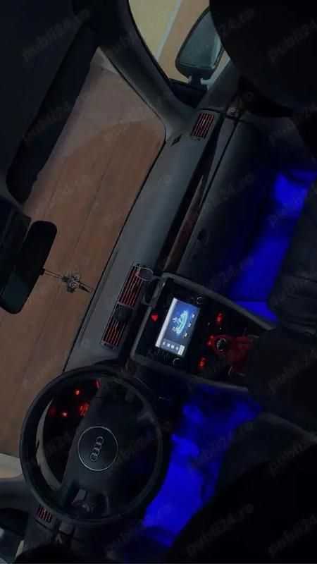 Second-hand Audi A4 131 CP (96 kW) 2003 Albastru Break