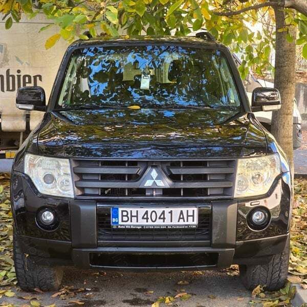 Negru Utilizat 2008 Mitsubishi Pajero SUV | 9.700 EUR - Imagine 1/4