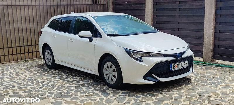 Alb Utilizat 2021 Toyota Corolla Business Edition Break | 16.990 EUR (Preț bun) - Imagine 1/4