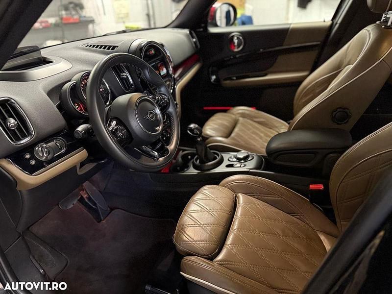Second-hand Mini Countryman 192 CP (141 kW) 2018 Culoarenegru SUV