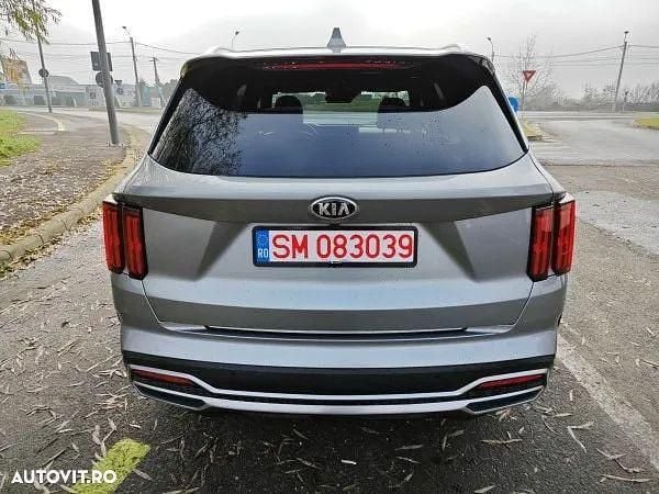 Second-hand Kia Sorento Premium 202 CP (148 kW) 2020 Culoareargint SUV