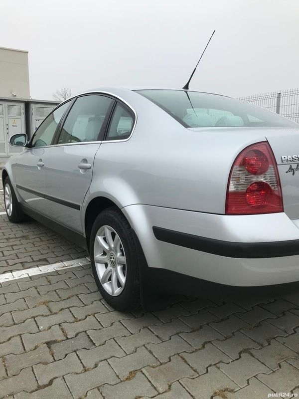Utilizat 2004 VW Passat Berlinǎ | 13.800 EUR - Imagine 1/4