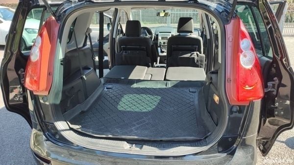 Second-hand Mazda 5 140 CP (102 kW) 2006 Monovolum