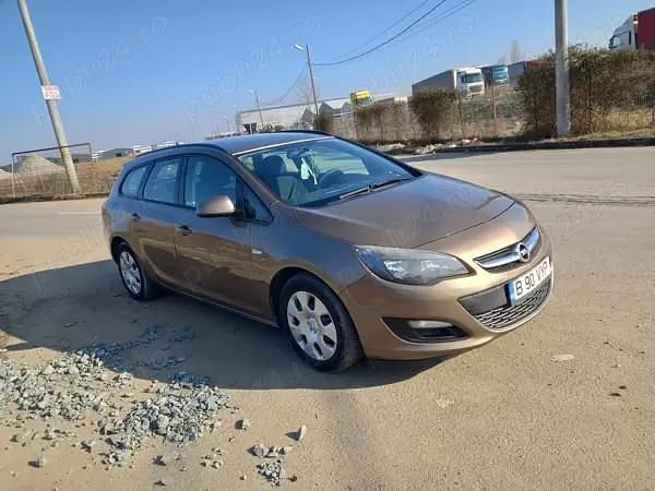 Utilizat 2013 Opel Astra Break | 4.200 EUR (Preț OK) - Imagine 1/4