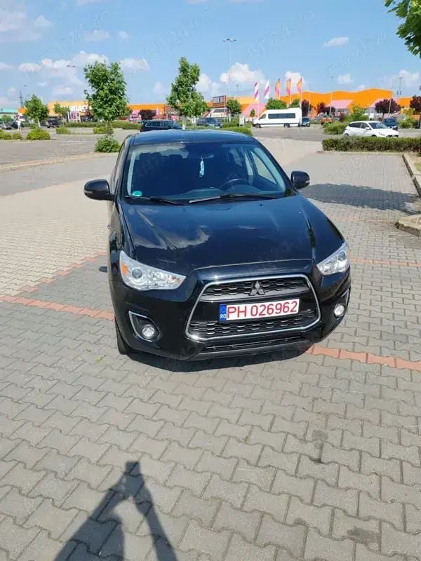 Negru Utilizat 2014 Mitsubishi ASX SUV | 7.000 EUR (Super Preț) - Imagine 1/4