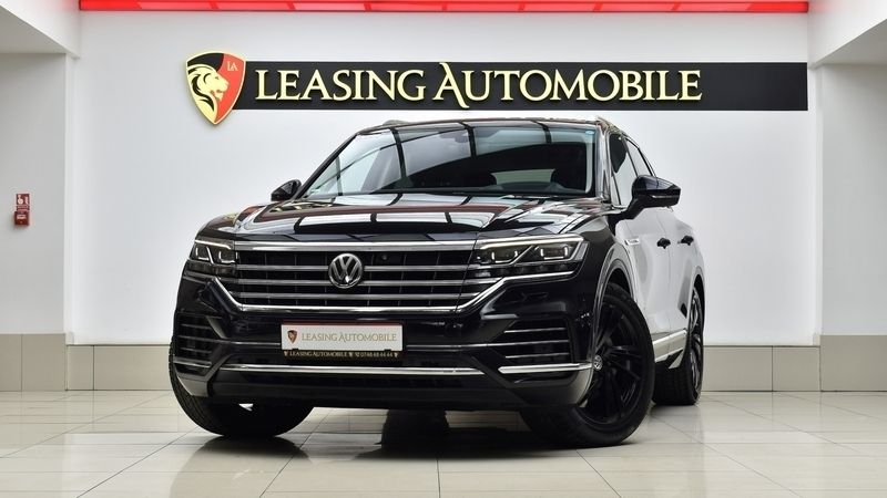 Negru Utilizat 2018 VW Touareg Atmosphere SUV | 36.990 EUR (Preț bun) - Imagine 1/4