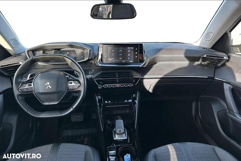 Second-hand Peugeot 2008 Allure 131 CP (96 kW) 2021 Culoarealb SUV