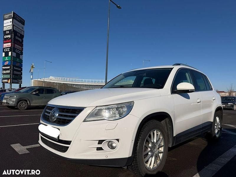 Culoarealb Utilizat 2011 VW Tiguan Sportline SUV | 6.500 EUR (Preț bun) - Imagine 1/4
