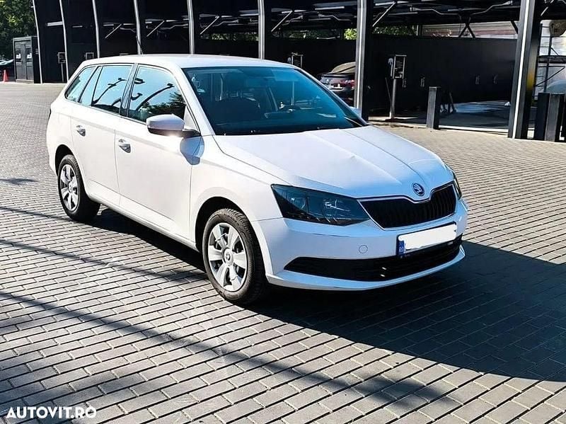 Culoarealb Utilizat 2015 Skoda Fabia Ambition Break | 7.200 EUR (Preț OK) - Imagine 1/4
