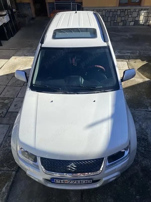 Utilizat 2013 Suzuki Grand Vitara SUV | 9.000 EUR - Imagine 1/4