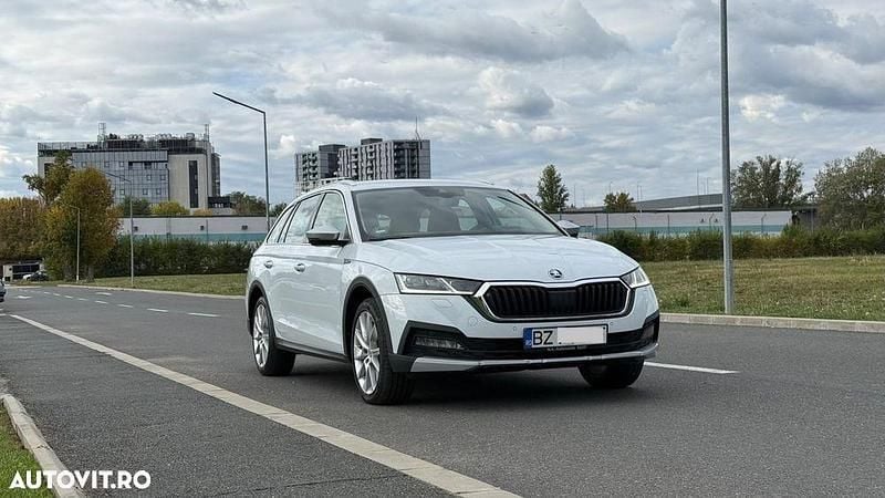 Second-hand Skoda Octavia First Edition 200 CP (147 kW) 2021 Culoarealb Break