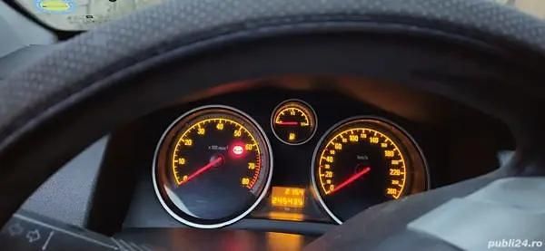 Second-hand Opel Astra 110 CP (80 kW) 2009 Hatchback