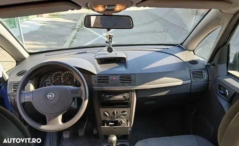Culoarealbastru Utilizat 2007 Opel Meriva Essentia Monovolum | 1.700 EUR (Preț bun) - Imagine 1/4