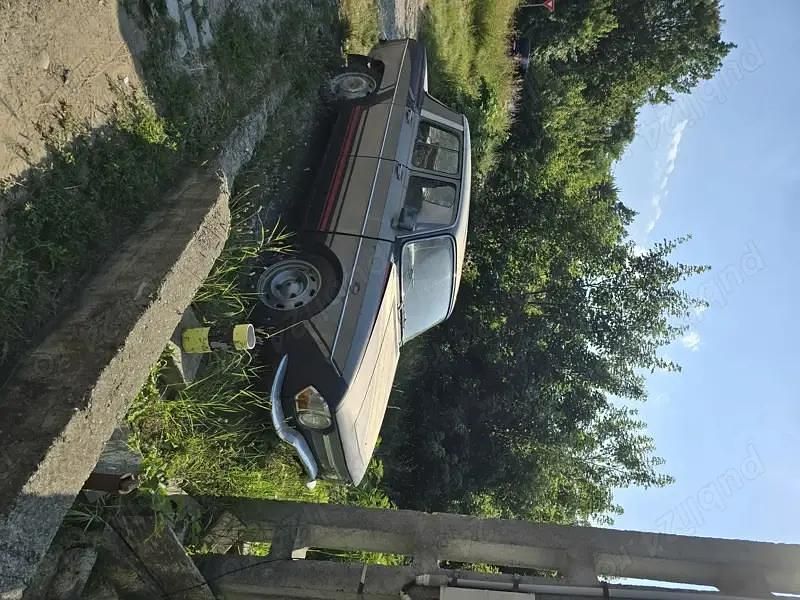Utilizat 1966 Renault R11 Berlinǎ | 2.500 EUR - Imagine 1/4