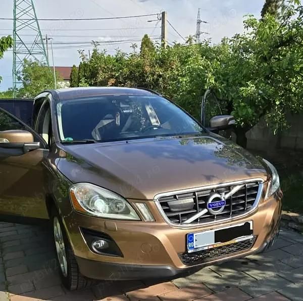 Utilizat 2008 Volvo XC60 SUV | 7.250 EUR (Scump) - Imagine 1/4