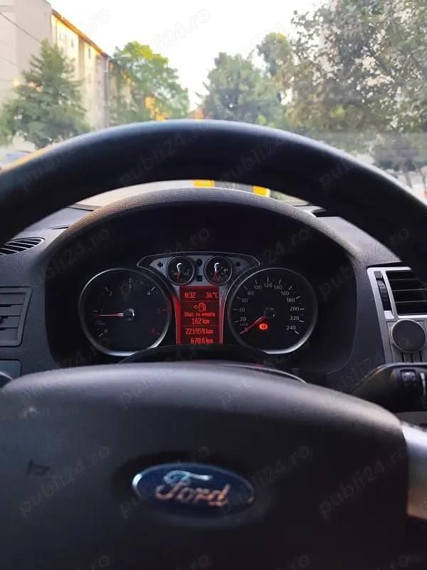 Albastru Utilizat 2008 Ford Kuga SUV | 6.300 EUR (Puțin scump) - Imagine 1/4