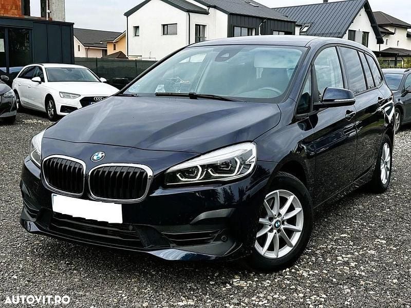 Culoarealbastru Utilizat 2019 BMW 216 Advantage Monovolum | 9.990 EUR - Imagine 1/4
