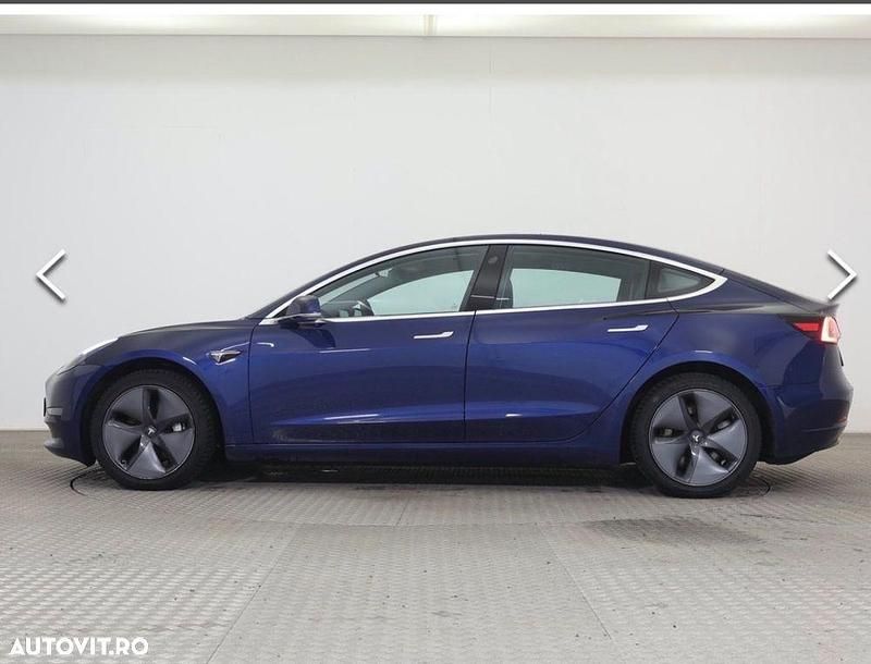 Culoarealbastru Utilizat 2019 Tesla Model 3 Berlinǎ | 21.000 EUR (Preț OK) - Imagine 1/4
