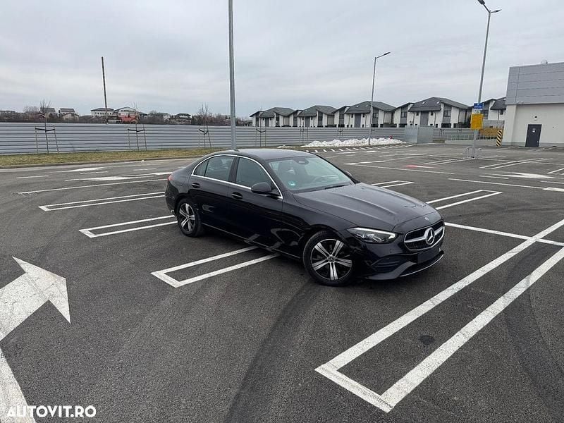 Second-hand Mercedes C180 Advanced 170 CP (125 kW) 2022 Culoarenegru Berlinǎ
