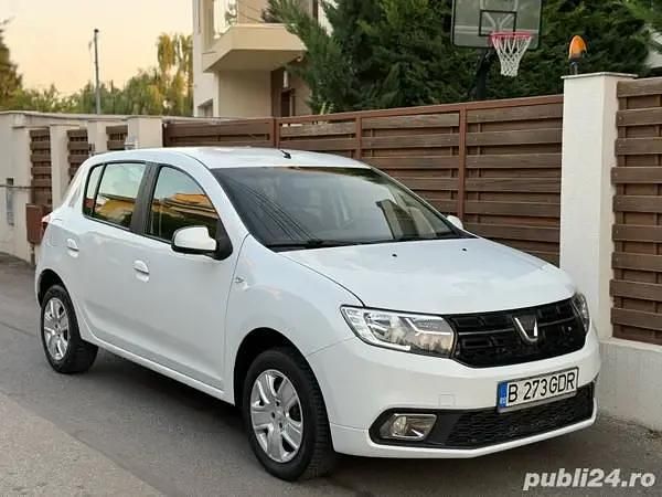 Utilizat 2018 Dacia Sandero Hatchback | 5.000 EUR (Preț bun) - Imagine 1/4