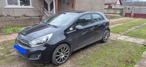 Utilizat 2012 Kia Rio Hatchback | 5.000 EUR (Scump) - Imagine 1/4