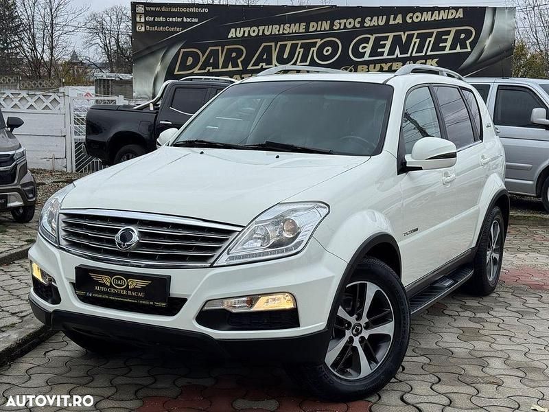Culoarealb Utilizat 2015 Ssangyong (KGM) Rexton SUV | 8.600 EUR - Imagine 1/4