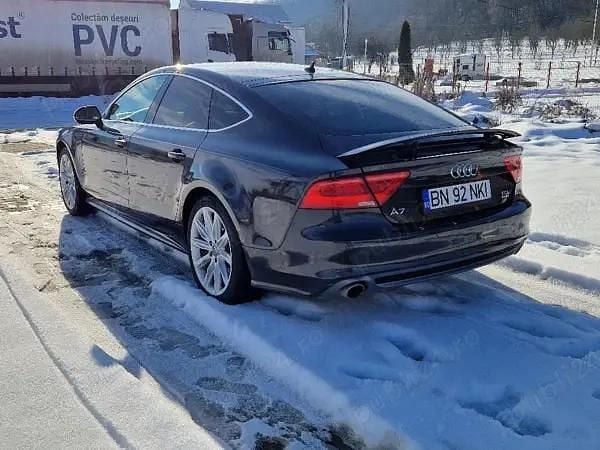 Second-hand Audi A7 S-Line 245 CP (180 kW) 2012 Hatchback