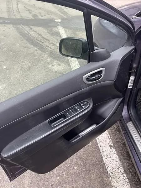 Second-hand Peugeot 307 110 CP (80 kW) 2002 Hatchback