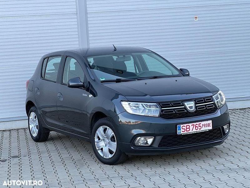 Second-hand Dacia Sandero Comfort 73 CP (53 kW) 2018 Culoaregri
