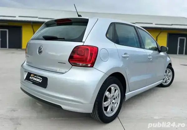 Utilizat 2011 VW Polo R-line Hatchback | 4.990 EUR (Preț OK) - Imagine 1/4