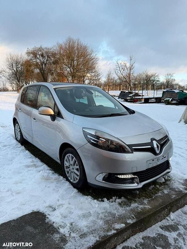 Culoaregri Utilizat 2015 Renault Scénic III Monovolum | 6.500 EUR (Preț OK) - Imagine 1/4