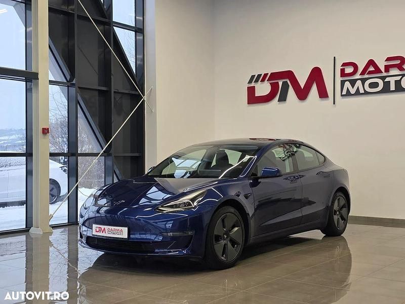 Second-hand Tesla Model 3 365 kW (497 CP) 2021 Culoarealbastru Berlinǎ