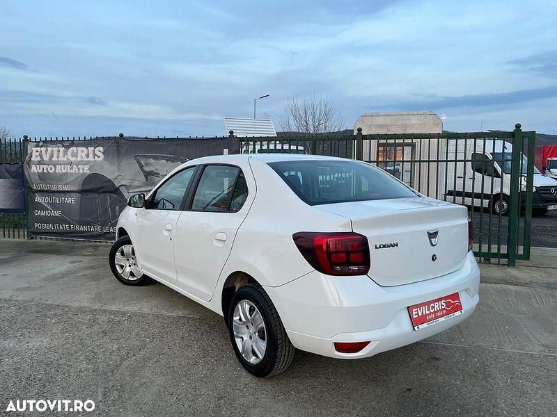 Second-hand Dacia Logan 75 CP (55 kW) 2020 Culoarealb Berlinǎ