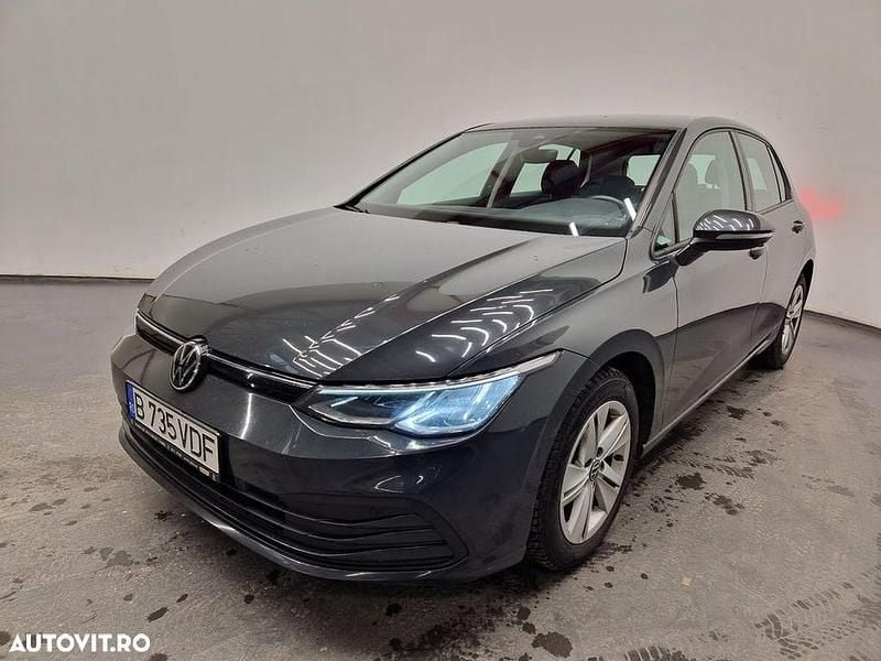 Second-hand VW Golf VIII Life 116 CP (85 kW) 2022 Culoaregri