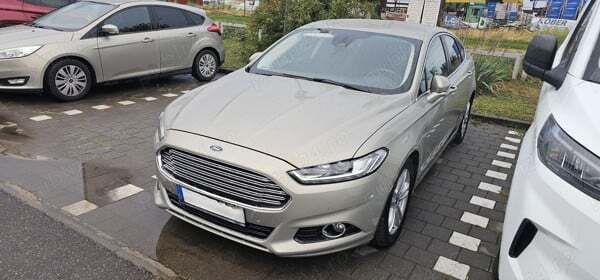 Gri Utilizat 2015 Ford Mondeo Titanium Hatchback | 12.000 EUR (Preț OK) - Imagine 1/4