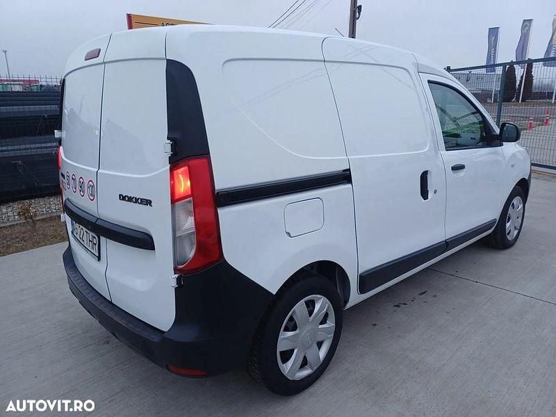 Second-hand Dacia Dokker 75 CP (55 kW) 2020 Culoarealb Monovolum