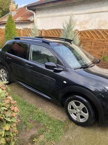 Second-hand Citroën C4 Shine 73 CP (53 kW) 2015 SUV