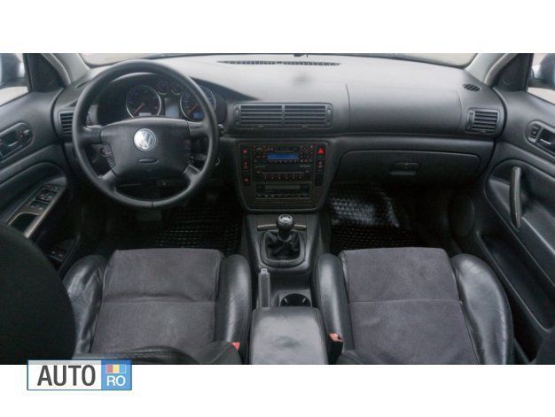 Second-hand VW Passat 131 CP (96 kW) 2005 Gri Berlinǎ